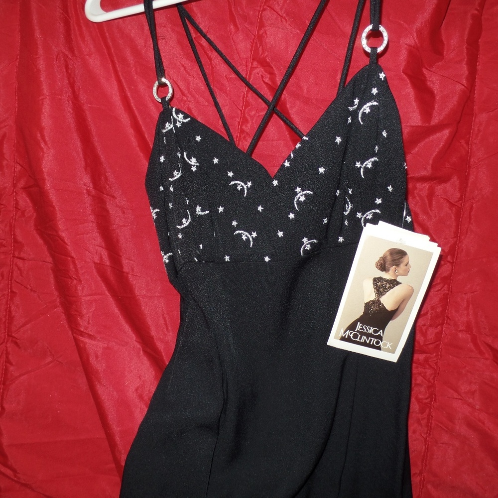 BLACK SPAGHETTI STRAP PARTY DRESS